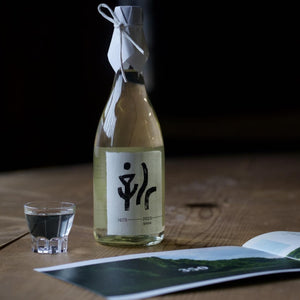 350th Anniversary Sake "Shin", Junmai, Genshui (Kimoto) 350周年版"新" 純米 原酒 生酛
